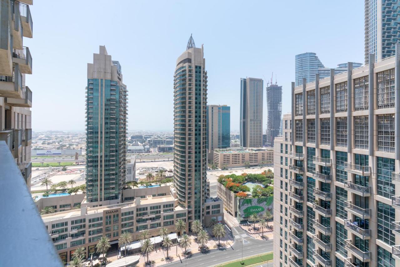 Ultimate Stay / 4 Beds / Burj Khalifa View Dubai Esterno foto