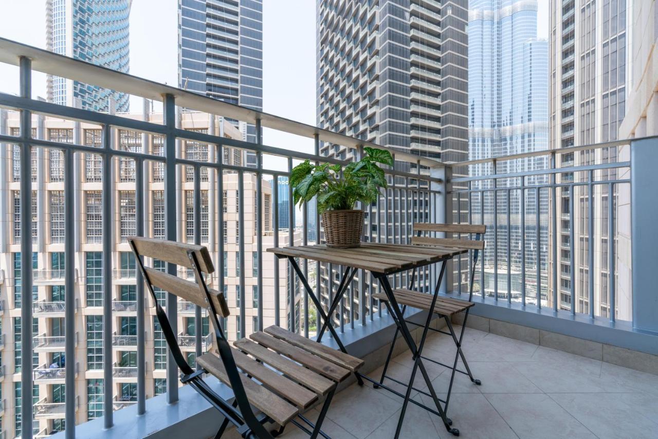 Ultimate Stay / 4 Beds / Burj Khalifa View Dubai Esterno foto