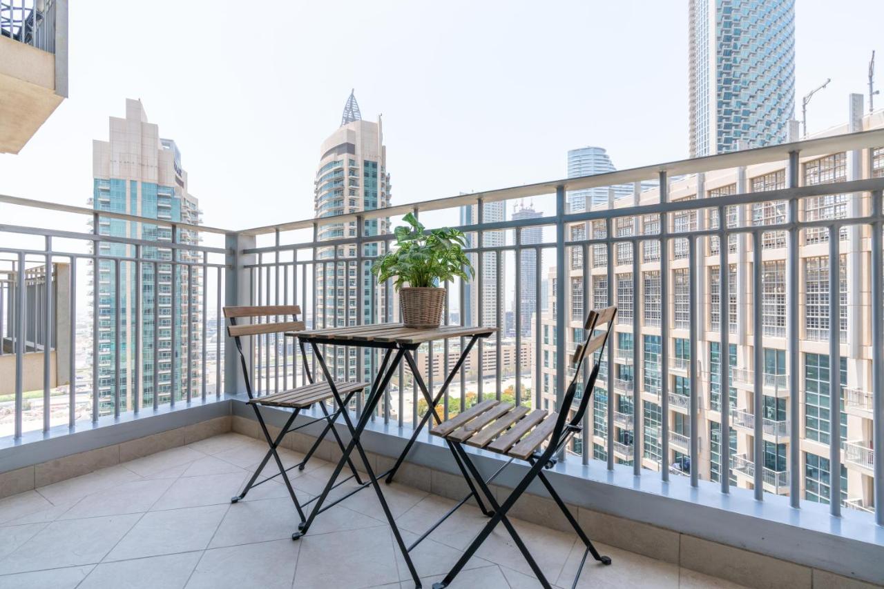 Ultimate Stay / 4 Beds / Burj Khalifa View Dubai Esterno foto