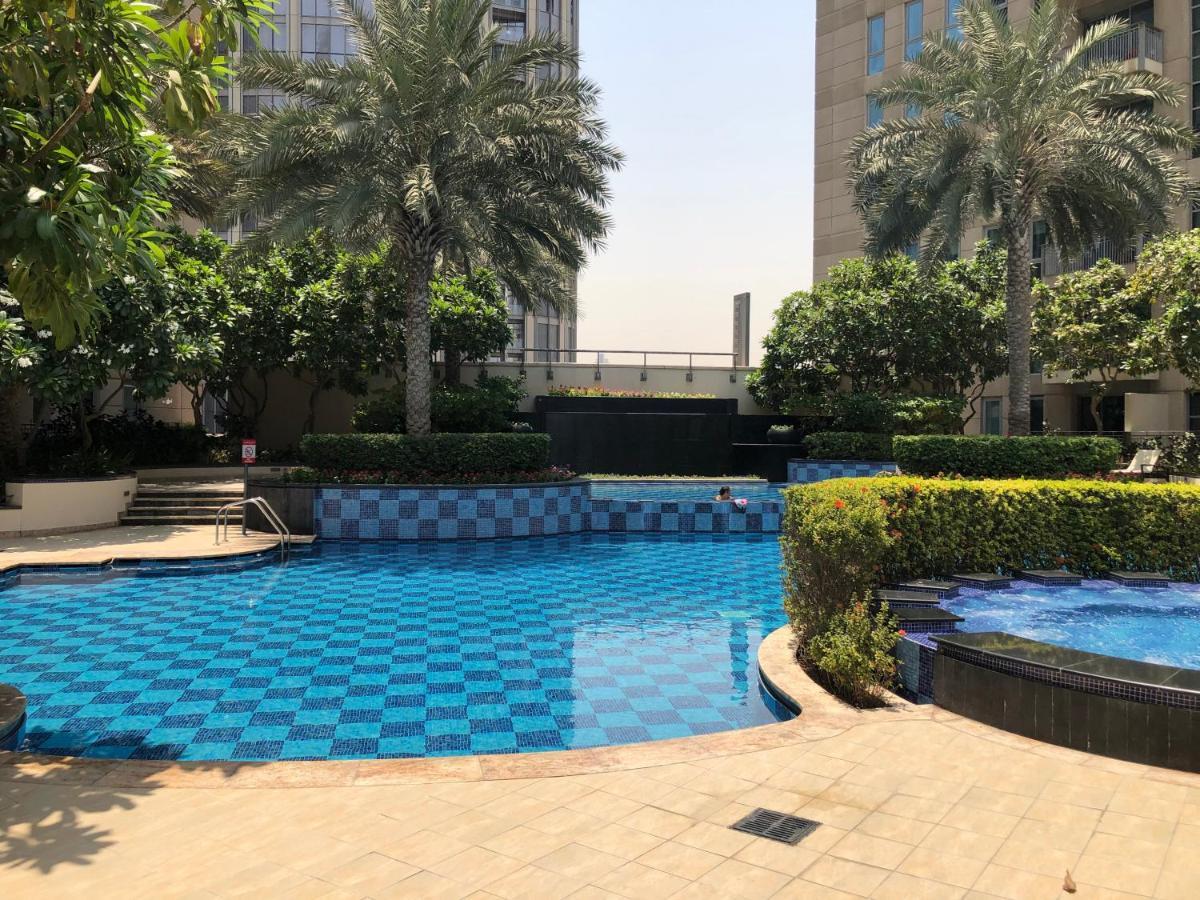 Ultimate Stay / 4 Beds / Burj Khalifa View Dubai Esterno foto